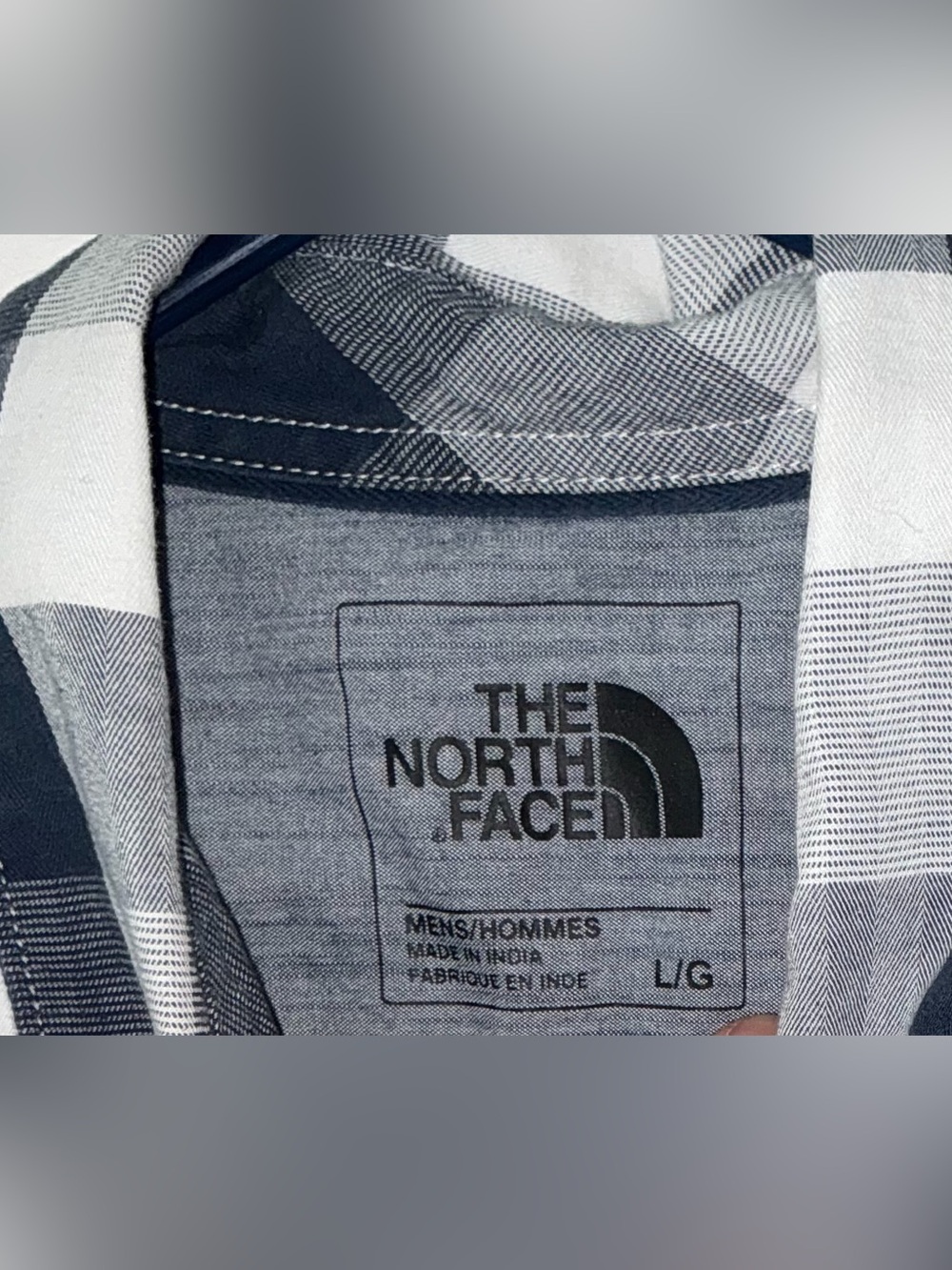 The North Face Men's Button-Down Shirt - Black & White Plaid